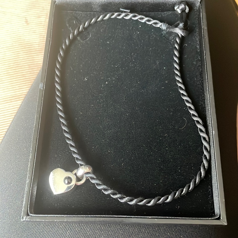 Velvet twister rope necklace with silver heart pendant with black onyx